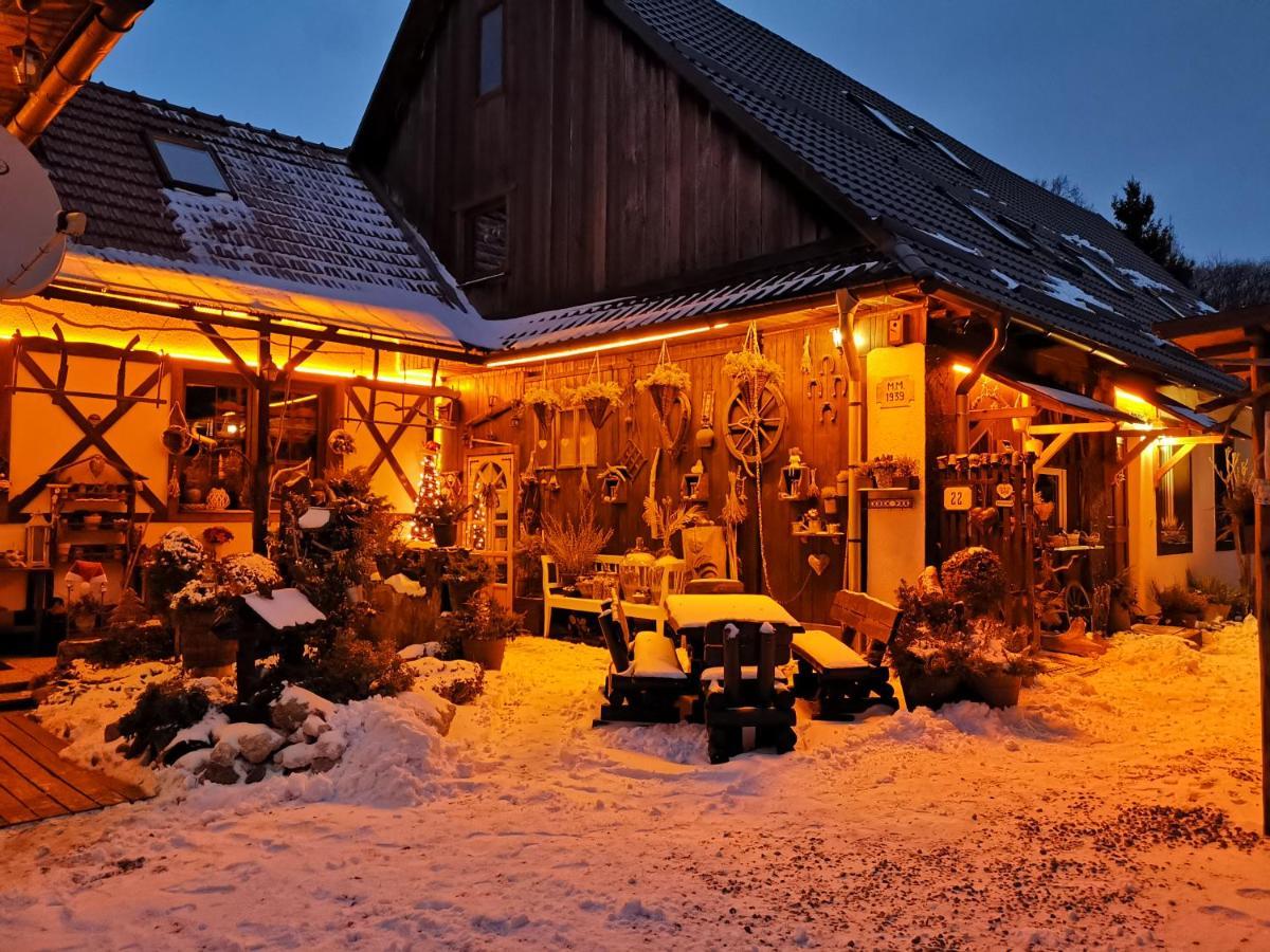 Guesthouse Eden ลิฟตอฟสกีมิคูลาช ภายนอก รูปภาพ